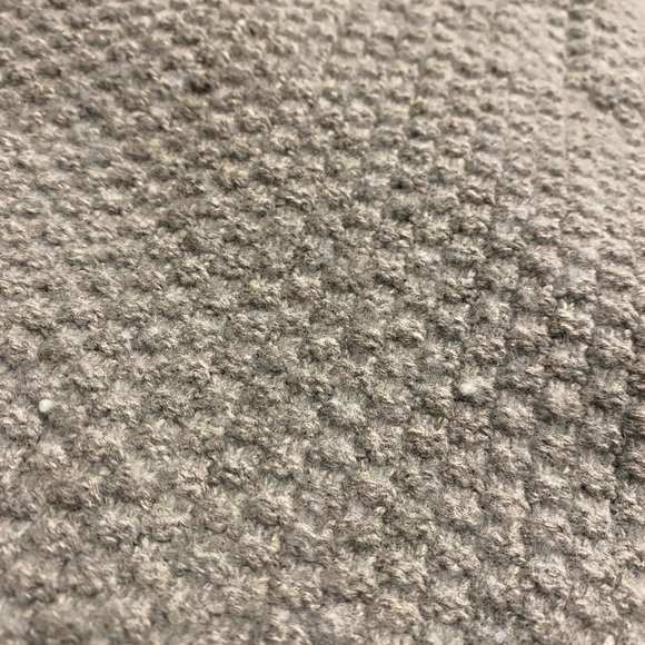 Grey Abercrombie and fitch sweater - Picture 3 of 5